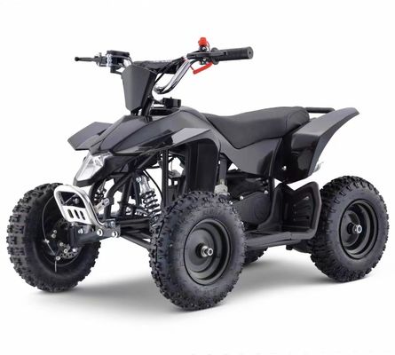 ATV acessível de 49cc, com transmissão de cadeia e sem bloqueio diferencial.